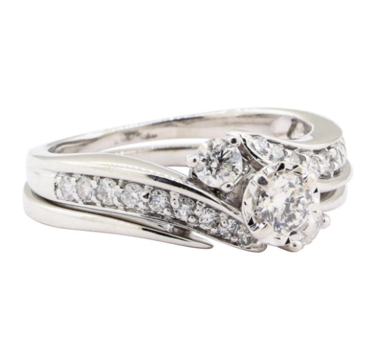 0.93 ctw Diamond Ring And Ring Guard - 10KT White Gold