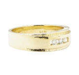 0.17 ctw Diamond Ring - 14KT Yellow Gold