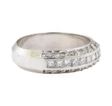 1.00 ctw Diamond Ring - 18KT White Gold