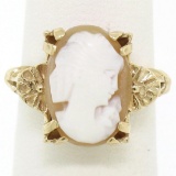 Vintage 14kt Yellow Gold Carved Shell Cameo Floral Ring