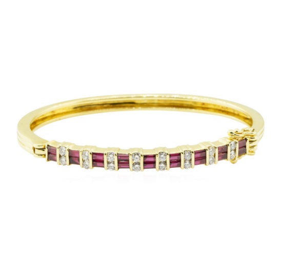 2.06 ctw Baguette Step Rubies And Diamond Bracelet - 18KT Yellow Gold