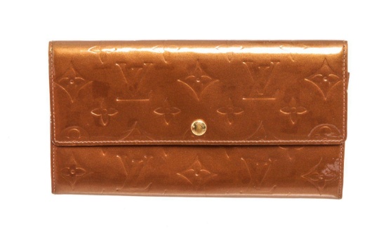Louis Vuitton Bronze Vernis Leather Sarah Wallet