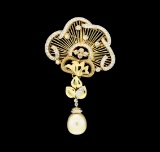 2.65 ctw Diamond and Pearl Pendant-Pin - 18KT Yellow Gold