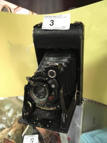 Antique Yoighander German Camera