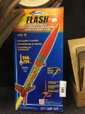 Flash model rocket launch set