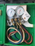 AC pressure gauge