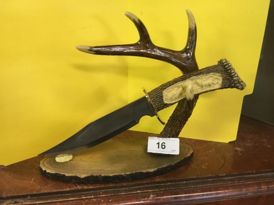 Wolf Handle Knife on Stand 9 1/4" Tall