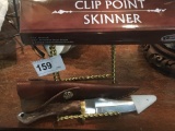 NIB Clip Point Skinner Knife w/ Leather Sheath