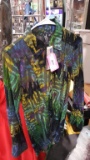 Sno Skins Green Button Up Top sz S