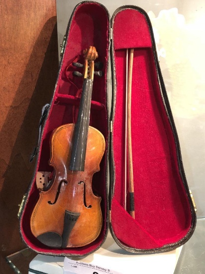 Small Violin & Small Case    11" long Case