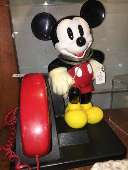 Mickey Mouse telephone