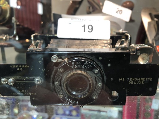 Vintage Ensign no.2 C. Ensignette De Luxe Camera