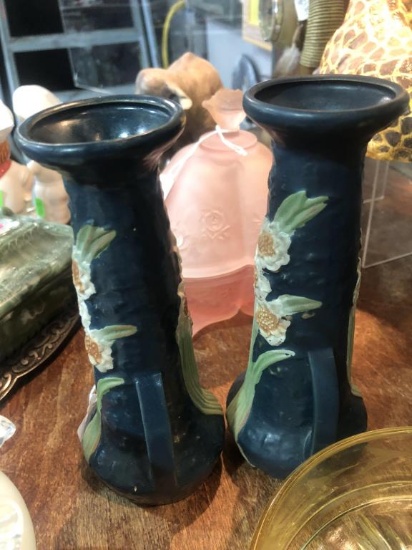 (2) VTG Roseville Pottery 7" Vases
