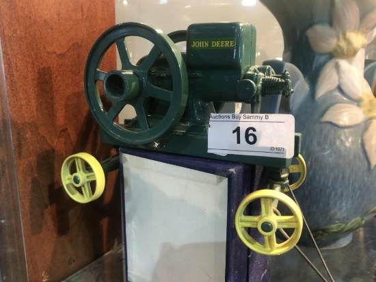 Cast Iron John Deere Mini Steam Engine #190