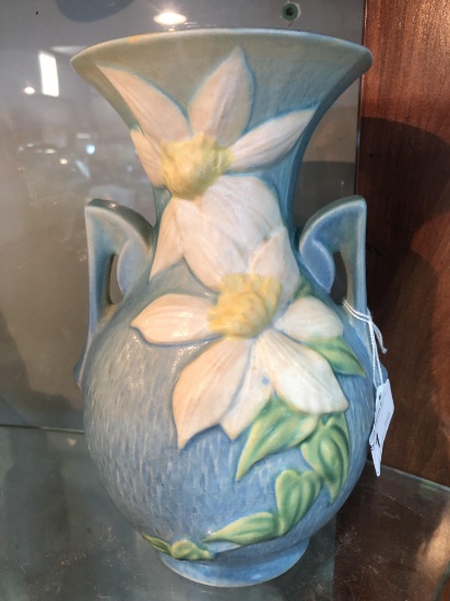 Vtg Roseville #109-9 Clematis 2 Handle Vase