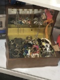 Jewelry box, with assorted jewelry