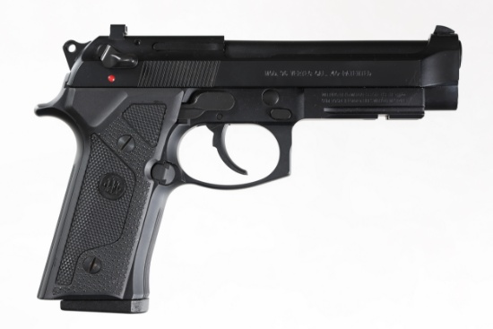 Beretta 96 Vertec Pistol .40 s&w