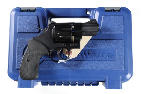 Smith & Wesson 327NG Revolver .357 mag