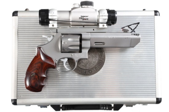 Smith & Wesson 627-5 Performance Center Revolver .357 mag