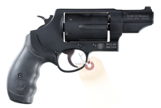 Smith & Wesson Governor Revolver .45 Colt/.4