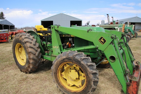 John Deere 2040 Tractor