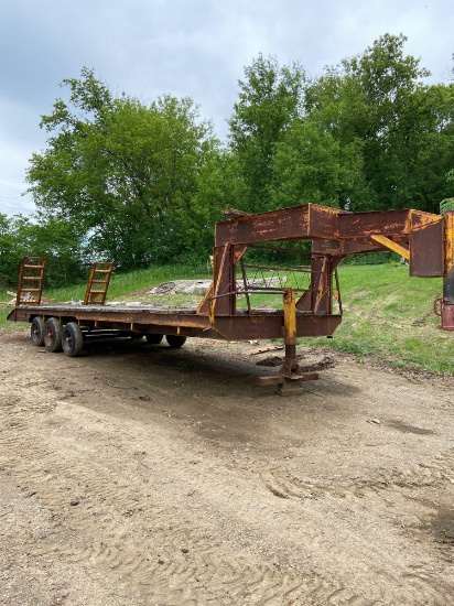 5th wheel hay hauler