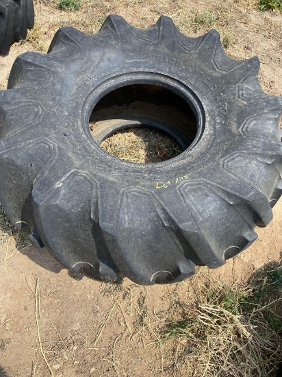 Tractor tire