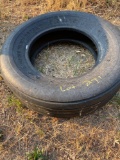 Farm implement tire 9.5 LN 15