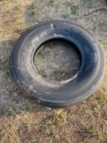 Farm implement tire 9.5 L-15