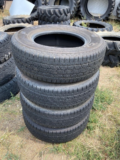 Set of four grabber HTS general tires LT 245/75R 17 121/18