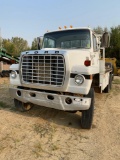 Ford 800 custom Cab boom truck with downrigger