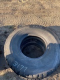 Grader tire