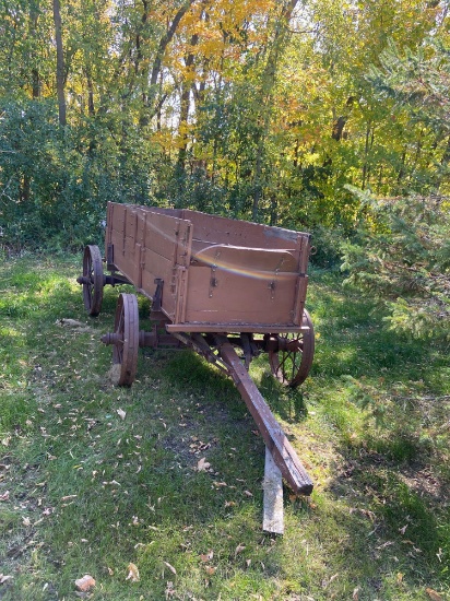 Hitch wagon