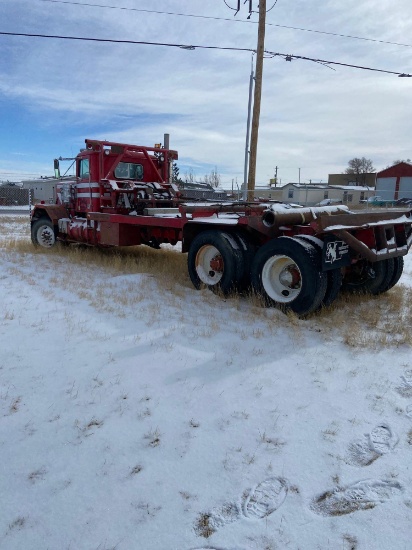 1981 Autocar dual winch truck