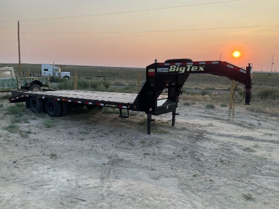 25 Big Tex Gooseneck trailer