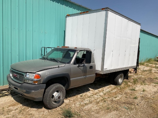 GMC 3500 box truck