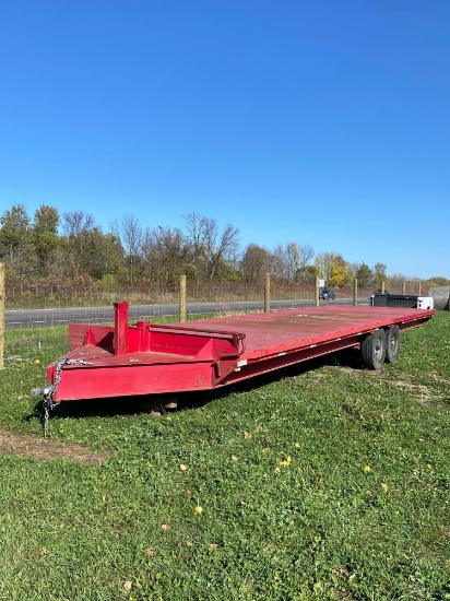 30 foot tandem trailer with a header
