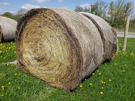 Hay - Round Bales 4x6 no rain 1st crop