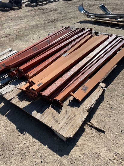 Twenty 8 foot racking beams, mixed set