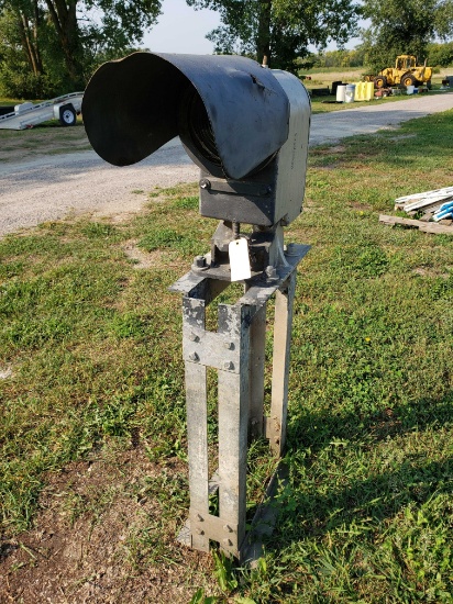 Single Railroad Signal, stands 57 in. high, lens intact, no wiring