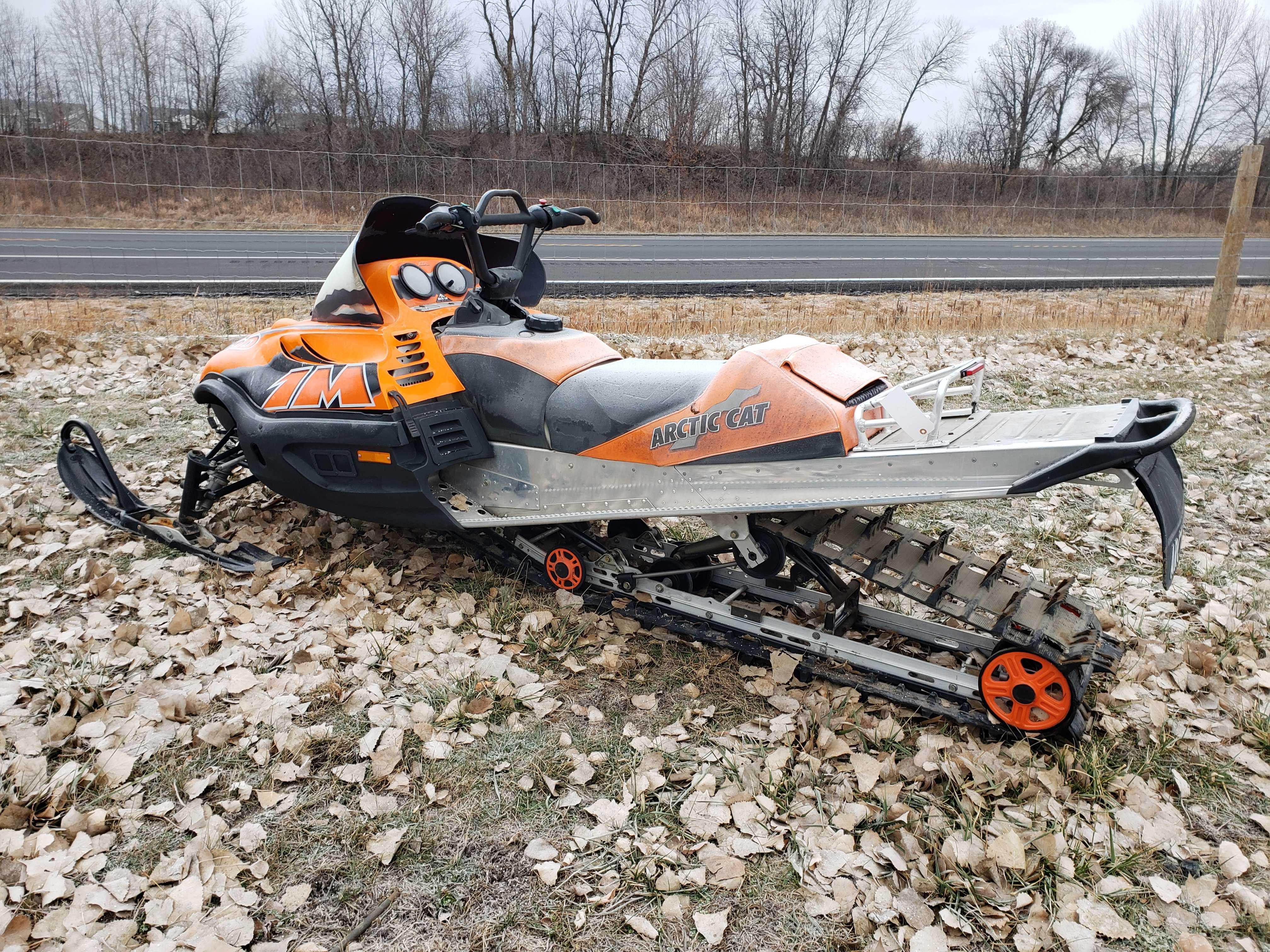 Arctic Cat 04 KING CAT 900 162 燃料タンク キングキャット 1M