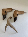 hoof and antler decor