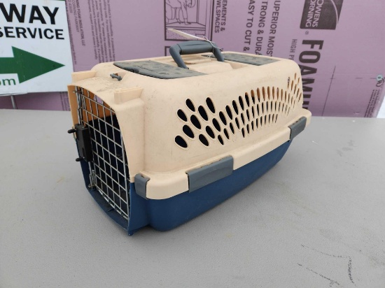 Small Pet Taxi kennel