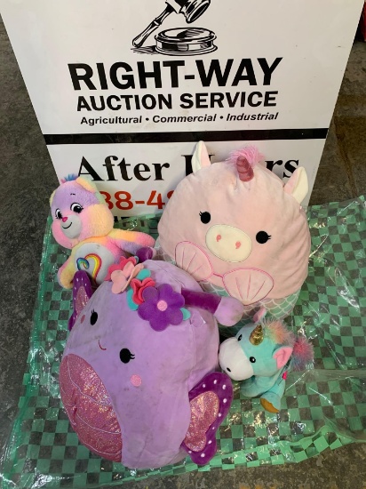 lot of stuffed toys...Squishmallows