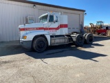 1994 Freightliner semi tractor