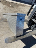Side mount...truck toolbox