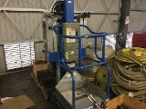 UPRIGHT MANLIFT 068001-001