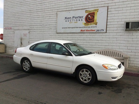 2005 FORD TAURUS