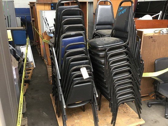 PALLET OF CHAIRS