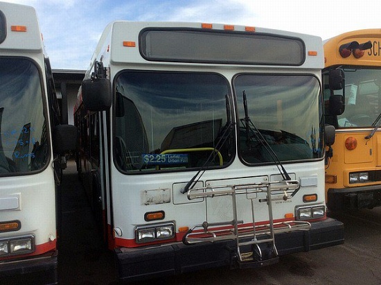 2005 NEW FLYER C40LF